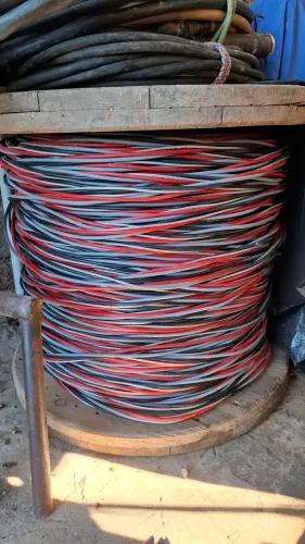Vende-se 500 metros de cabo multi-flexavel
