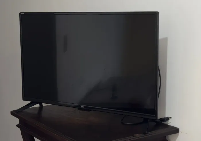 TV 32" Bak Led