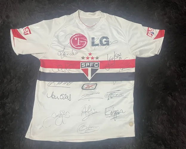 Camisa São Paulo 2007 autografada 