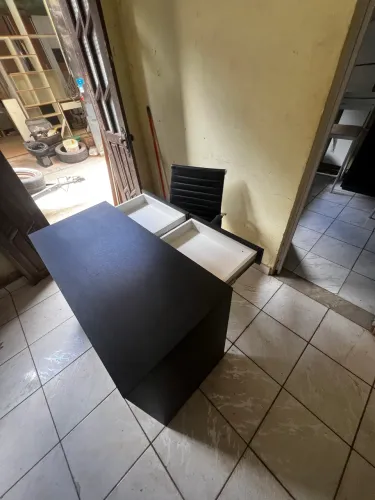 CONJUNTO MESA DE ESCRITÓRIO