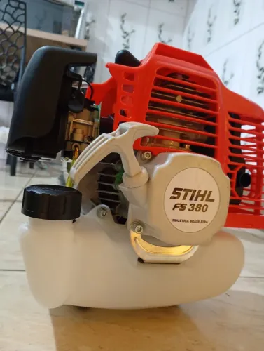 Roçadeira Stihl FS 380<br>
