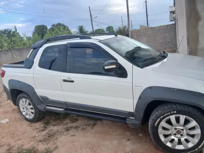 Fiat Strada Adventure1.8/ 1.8 Locker Flex CD 2014