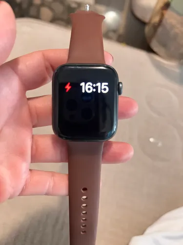 Apple Watch SE 44mm
