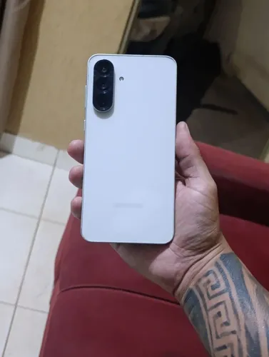 Samsung A56 5G muito conservado, pra hoje !