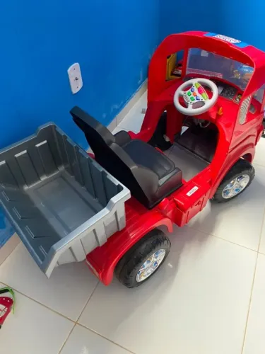 Caminhão Elétrico Infantil