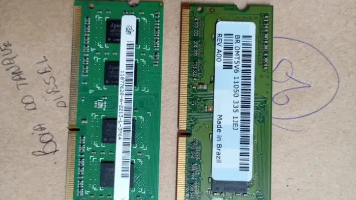 Memória RAM DDR3 / DDR3L para Notebook - 2GB e 4GB 1600MHz