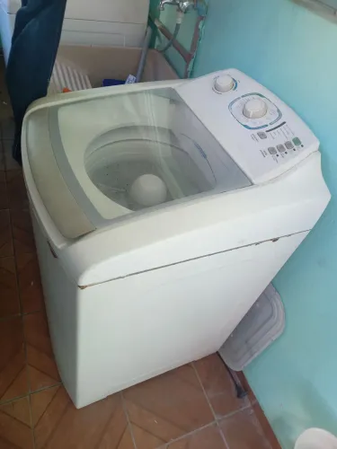 Máquina Electrolux 10 kilos 650 reais 