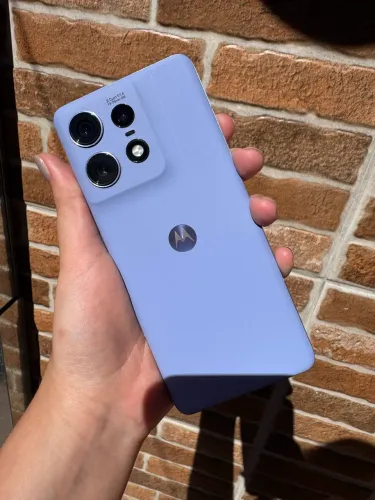 Motorola Edge - 50 PRO