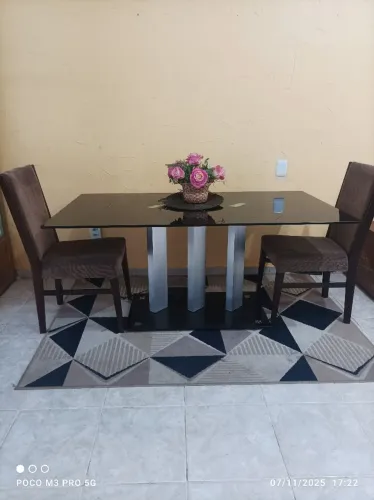 Vendo mesa de vidro