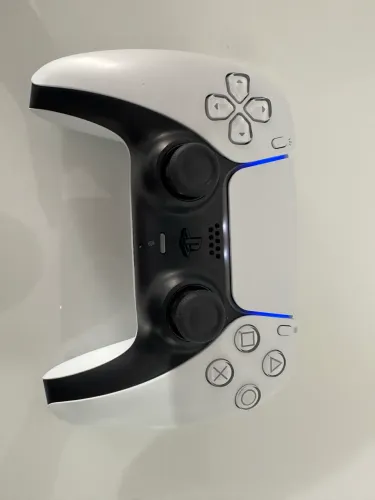 Controle de PS5 zero troco em Tv