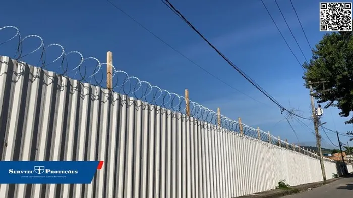 Fornecimento e instalação de cerca de proteção para muros, grades, tapume, terrenos
