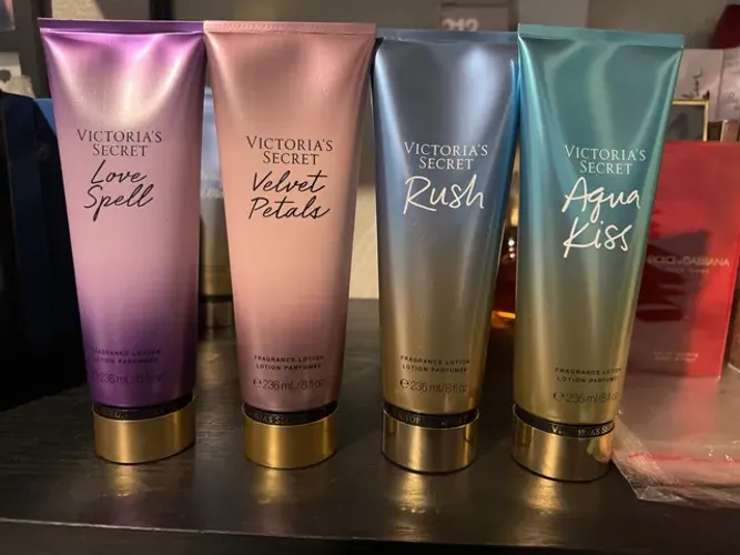 cremes e body splash Victoria Secret *Originais*
