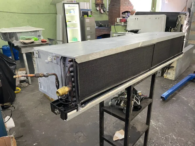Evaporadora Carrier Dutado 60.000 BTUs 220v trifásico