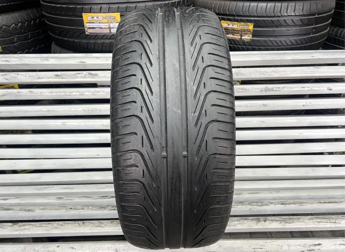 Pneu 235/45/17 Pirelli Phantom R$349,00 / Pneu 235/45R17