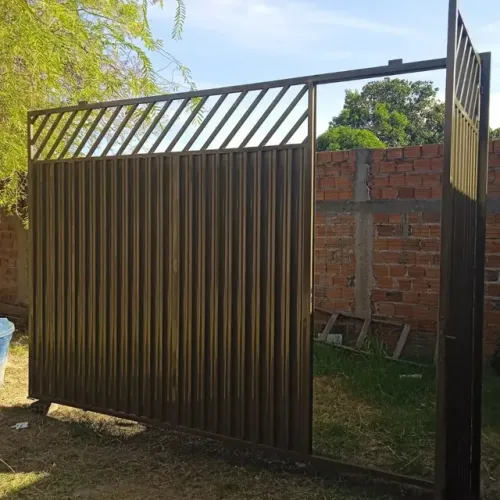 PORTÃO PARA GARAGEM FABRICAÇÃO NOVO METALÚRGICA JG 