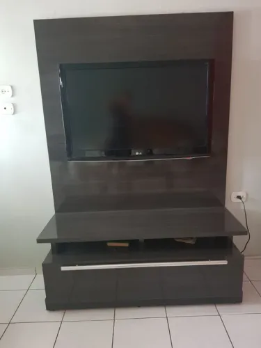 TV 32 polegadas LG + Rack com painel