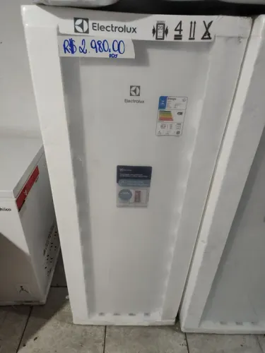 Freezer Vertical Electrolux Cycle Defrost 197L Inverter Uma Porta (FEI23)