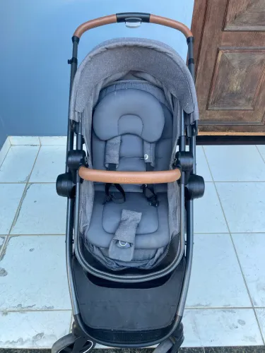 Carrinho de bebê com bebê conforto máxi cosi Anna 2 com isofix