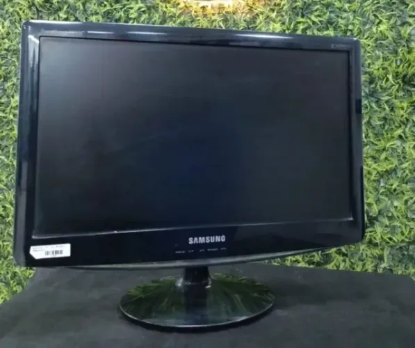 Monitor 20" LCD Widescreen Semi-novo - Big Alves Informática