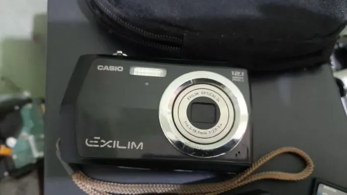 Câmera Fotografica Digital Casio Exilim Ex-z16 12.1 Megapix