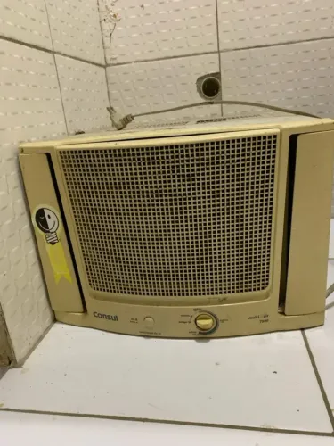 Ar condicionado de janela 