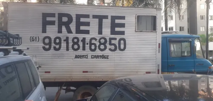 Fretes e mudanças.