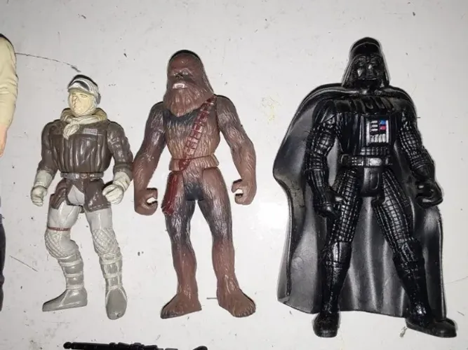 Coleção de Bonecos antigos Star Wars Droids dos anos 90 e 2000