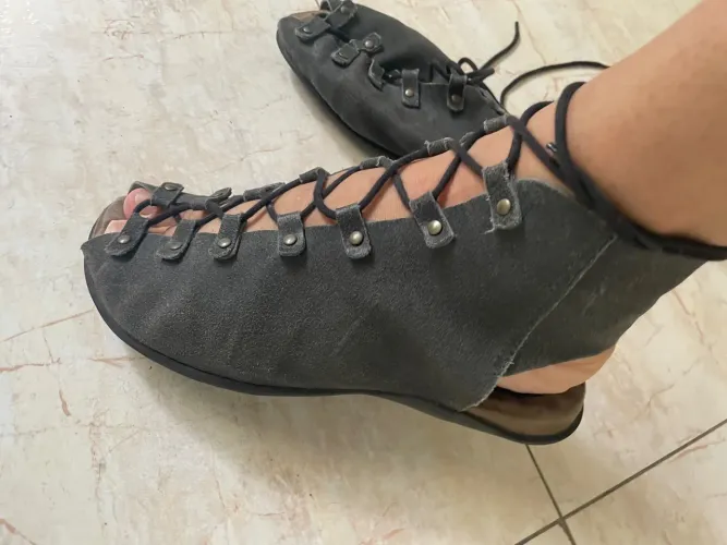 Sandália couro legítimo VIA CURTUME