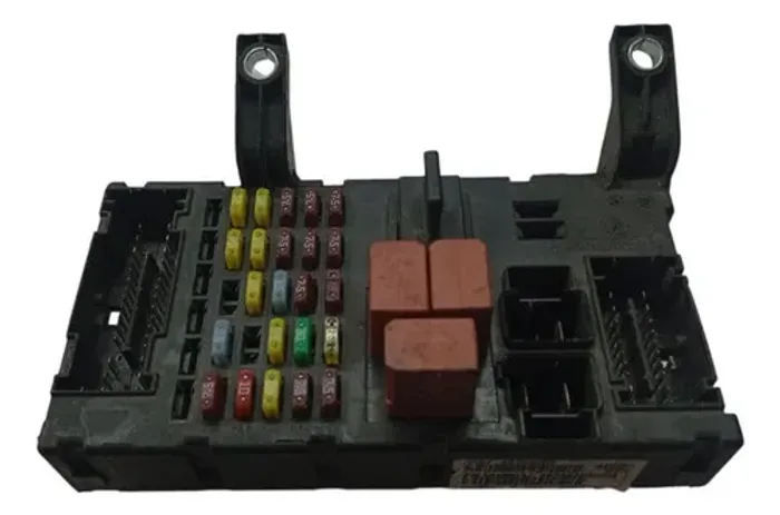 Painel de Fusíveis e Relés Fiat Punto 1.4 2007 a 2009
