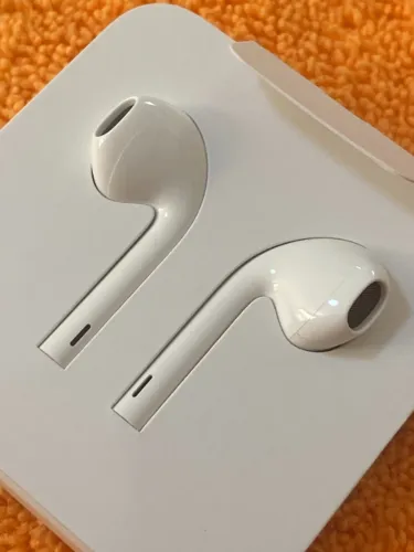 Fone de ouvido original Apple - Lightning