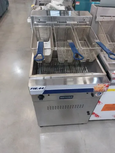 Fritadeira elétrica 3 cestos alta produção 18000w 380v trifásica