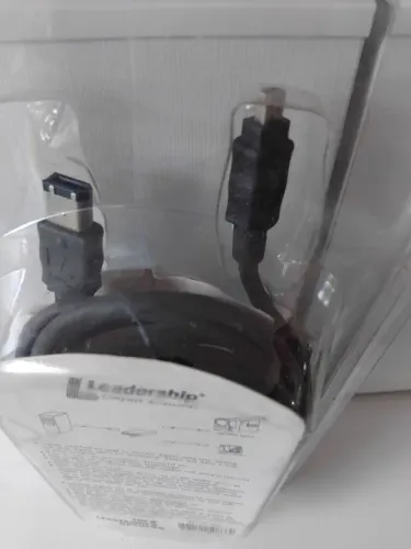 Cabo IEEE 1394 Fire Wire 6X4 LEADERSHIP