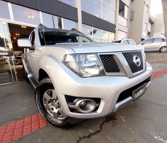 Nissan Frontier SV At.cd 4X4 2.5 TB Diesel Mec. 2015