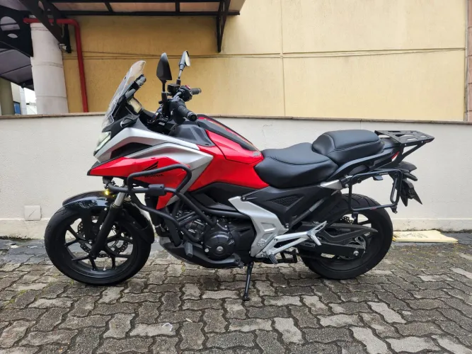 Honda NC 750 DCT perfeita 