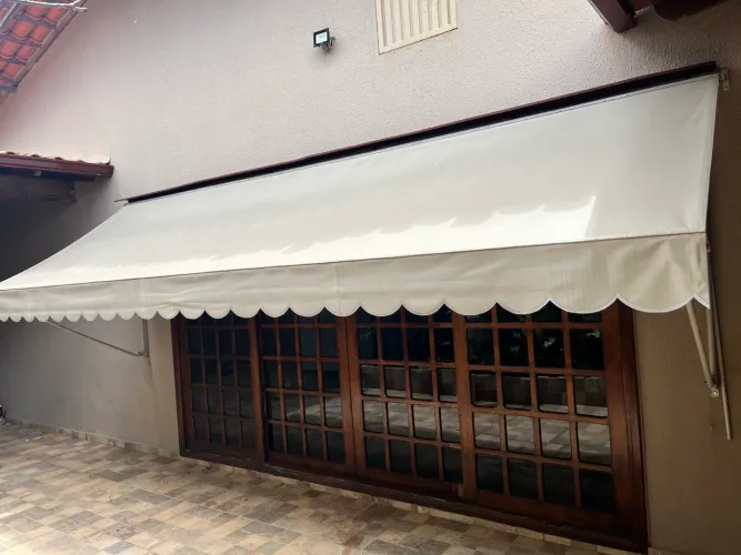 Toldo retrátil completo 5 metros - semi novo
