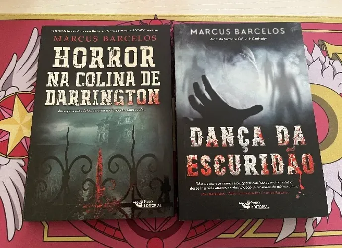 Livros Dança da Escuridão e Horror na Colina de Darrington (Marcus Barcelos)