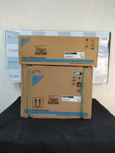 Daikin Hi-Wall Inverter 18.000 Frio 220V Ecoswing Gold R-32