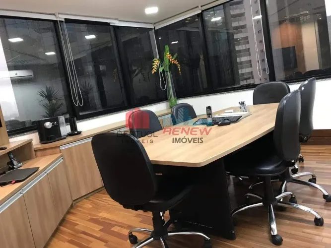 Sala para aluguel Edifício Business Center em São Paulo