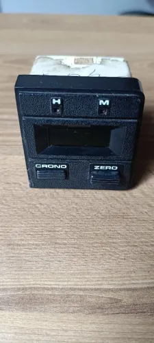 Relógio digital Monza