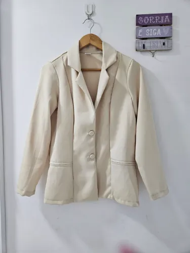 Blazer alongado Bege Elegante tam p estado de novo 