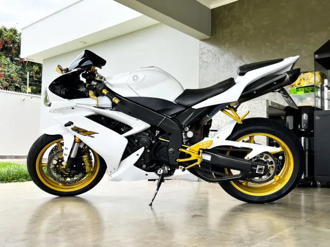 R1 1000cc Branca