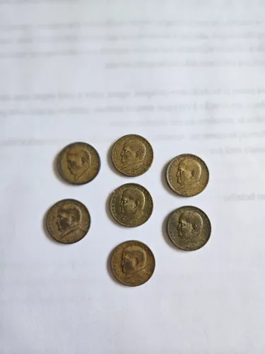 7 moedas antigas Presidente Dutra