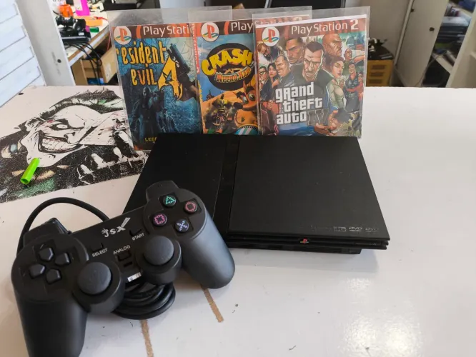 Playstation 2 com jogos e controle