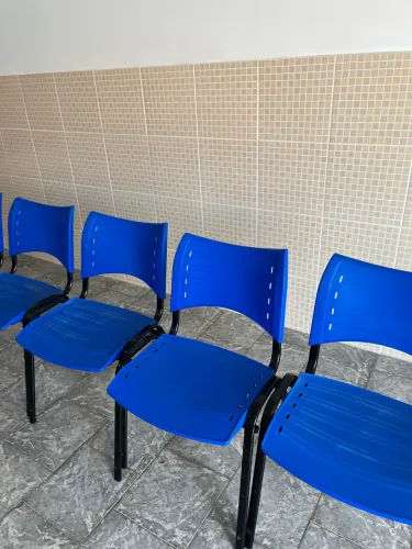 Cadeiras ISO Fixo Escola, Igreja, Escritório - Resistente Azul