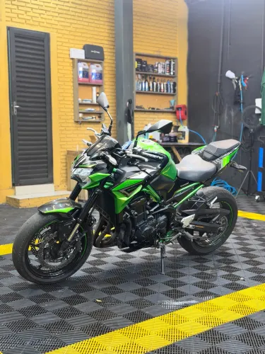 Kawasaki z900