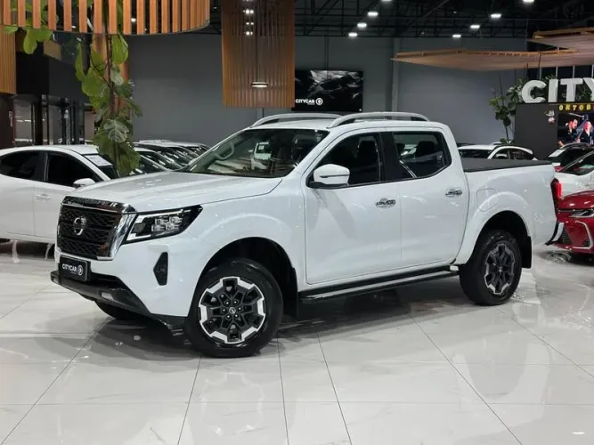 Nissan Frontier XE CD 4X4 2.3 Bi-TB Diesel Aut. 2023
