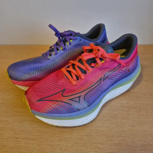Mizuno Wave Rebelion Pro 37BR Placa carbono