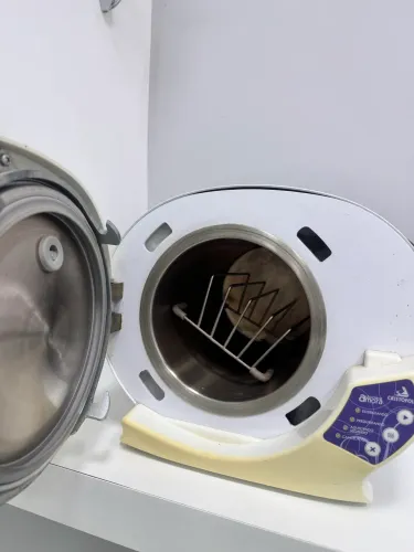 Autoclave 4 Lts