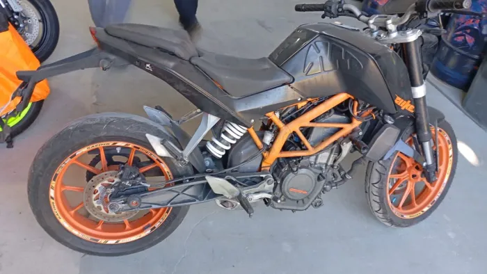 Moto a venda para assumir manutenção 