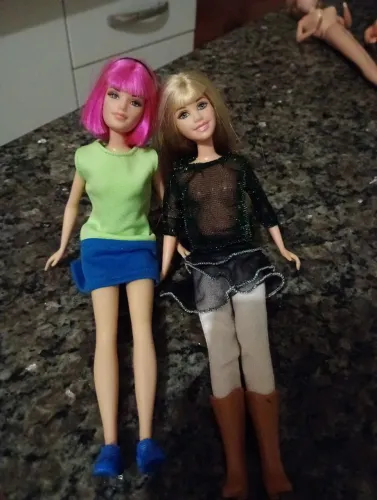 Bonecas Hannah Montana e amiga Lolla